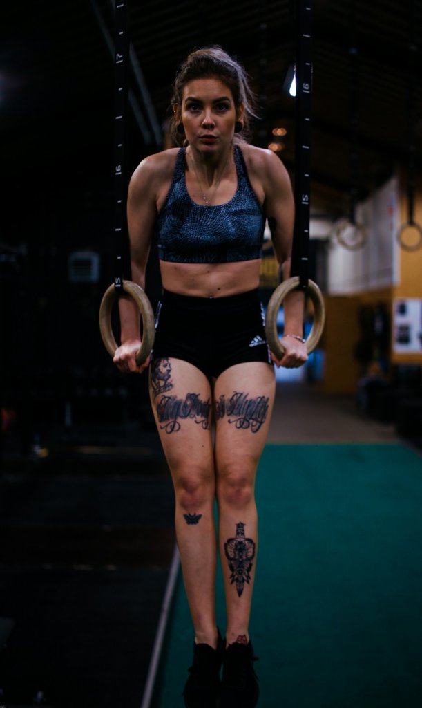 woman doing workout