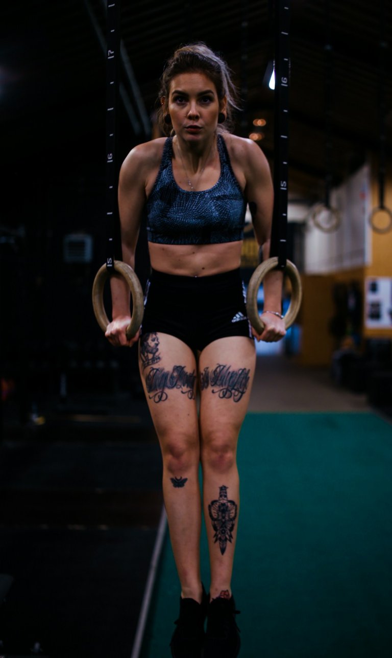 woman doing workout
